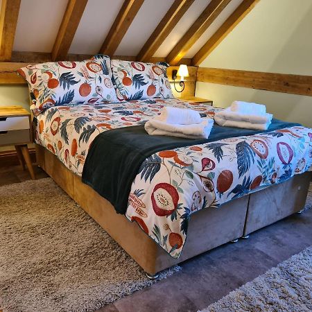 شقة Renovated Loft On Working Farm Mayfield  المظهر الخارجي الصورة