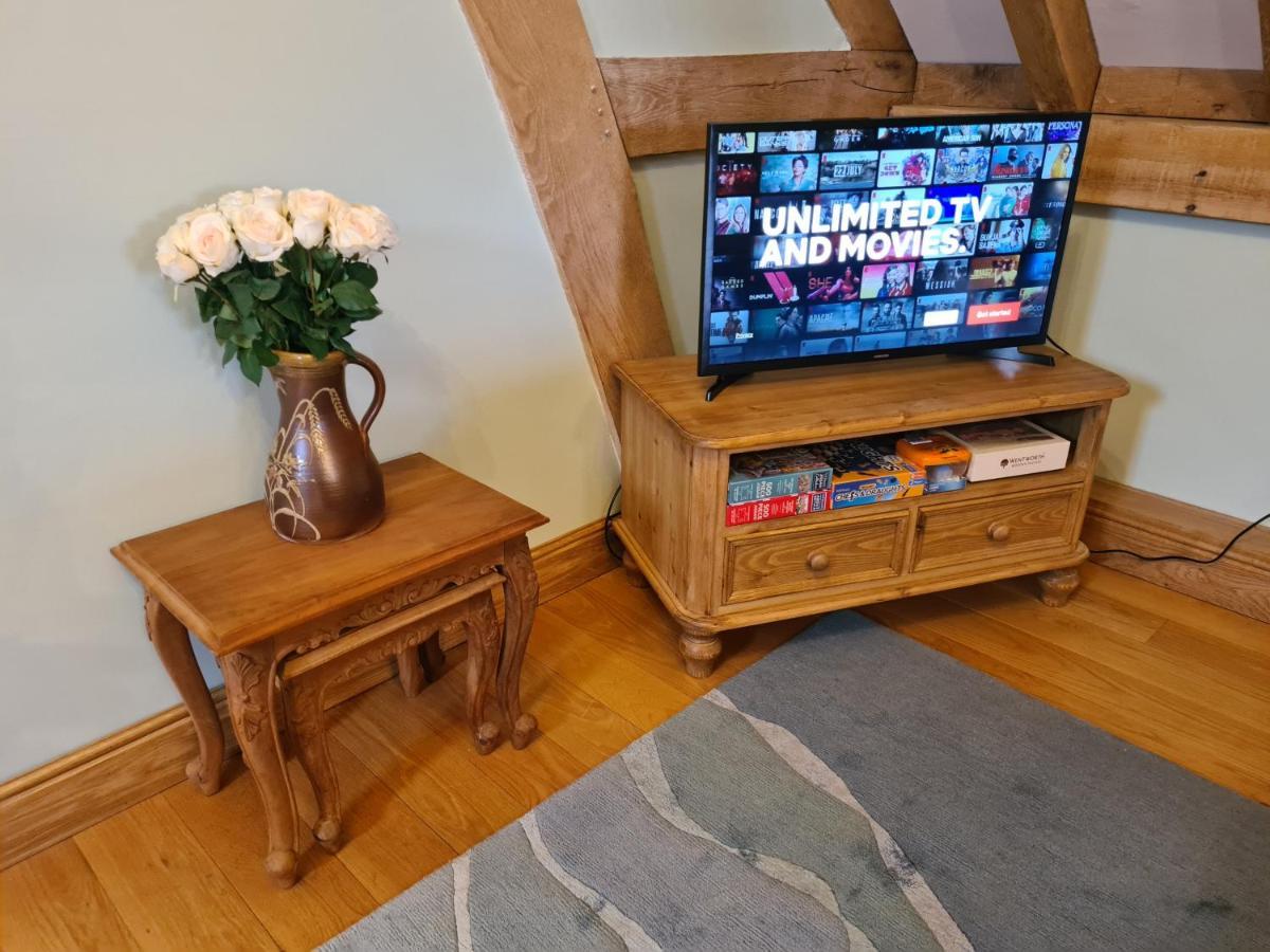 شقة Renovated Loft On Working Farm Mayfield  المظهر الخارجي الصورة