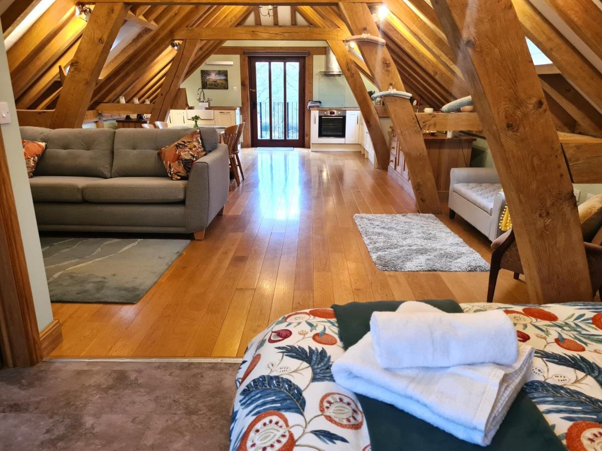 شقة Renovated Loft On Working Farm Mayfield  المظهر الخارجي الصورة